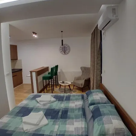 Aqua 1 Ягодина