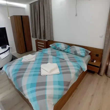 Aqua 1 Апартаменты *