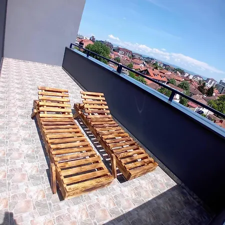 Апартаменты Aqua 1 *