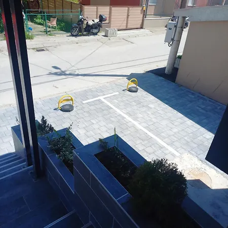 Aqua 1 * Ягодина